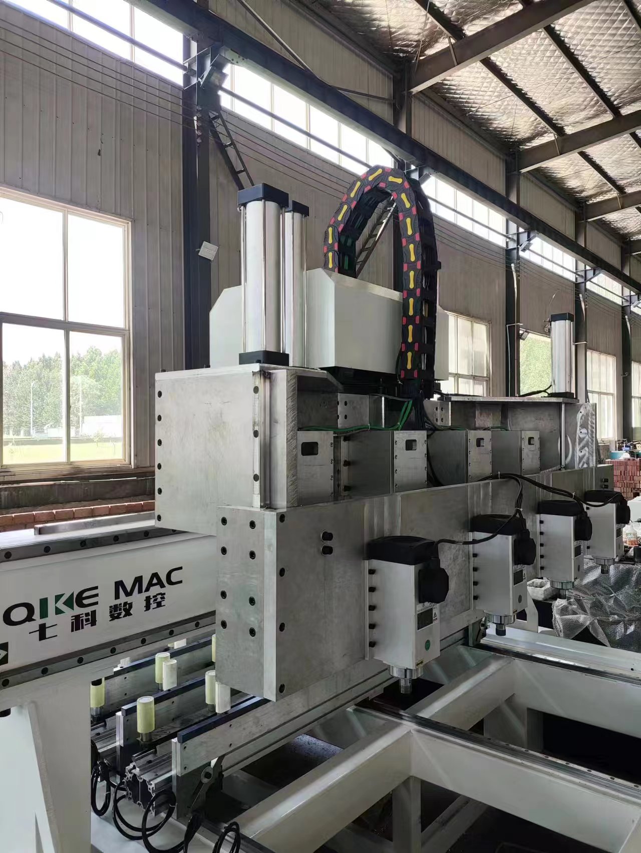 数控榫槽机 赋能现代木作，驱动家具与门窗制造升级